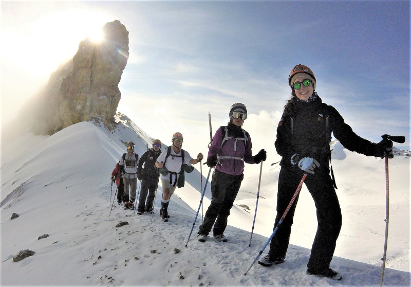 Iztaccihuatl mountain guides climbing expedition 